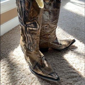 Womens Stetson Cowgirl Boots / Brown and Black US size 8- very comfortable
